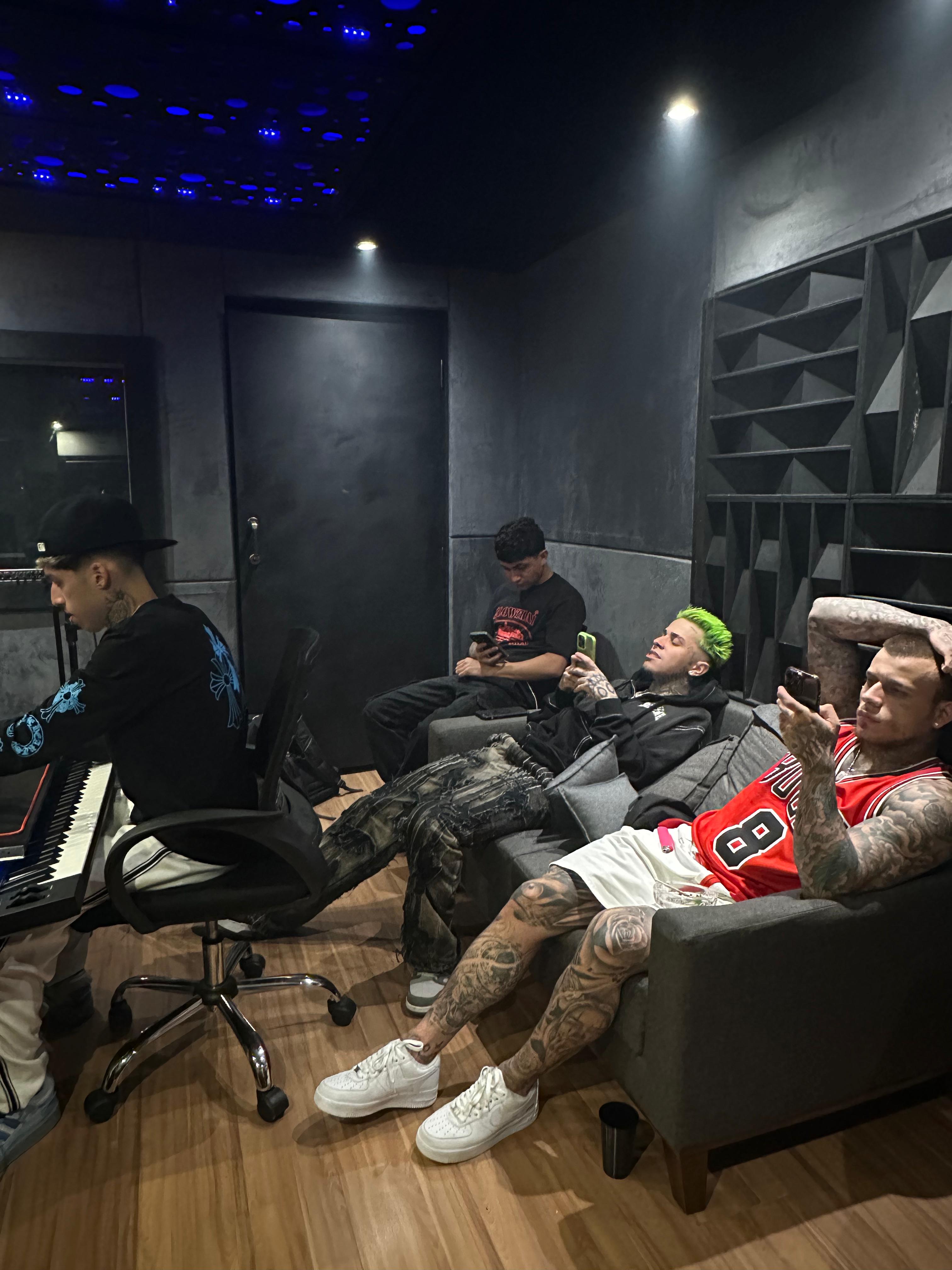 Produtor no estúdio